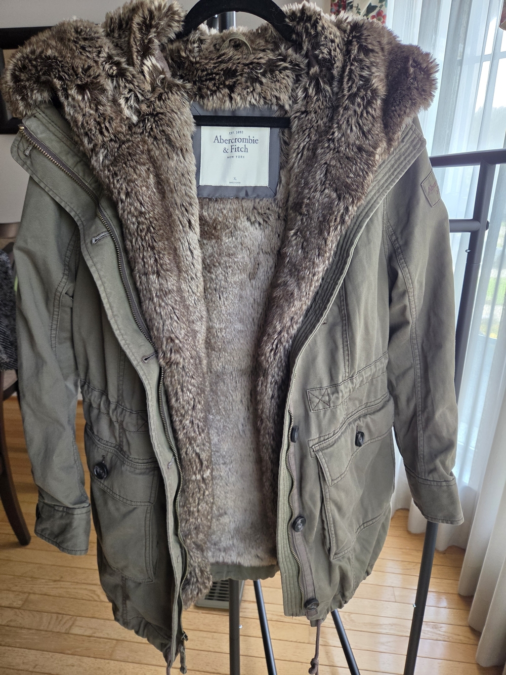 Vintage Y2K Abercrombie & Fitch Faux Fur Lined Military Utility Parka Jacket